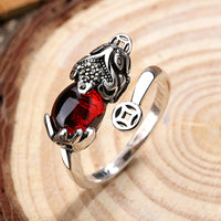 Verstellbarer FengShui-Ring mit Edelstein PiXiu von KarmaRipple