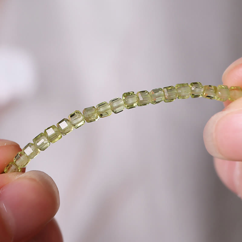 KarmaRipple's 925 Sterling Silver Peridot Square Beadwork Peace Anklet p10