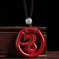 KarmaRipples Halskette mit Anhänger „Peace Buckle Calm“ aus chinesischem Tierkreiszeichen, Zinnober und Hetian-Jade