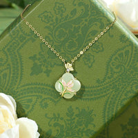 KarmaRipple's 925 Sterling Silber Magnolia Schmetterling Hetian Jade Vierblättriges Kleeblatt Segen Ohrringe Anhänger Halskette