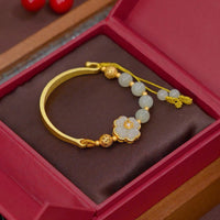KarmaRipple's Hetian Jade 925 Sterling Silber Blumen-Glücks-Manschetten-Halbarmband