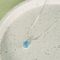 KarmaRipple Halskette mit ausgleichendem Schlüsselbeinkettenanhänger aus 925er Sterlingsilber mit Aquamarin