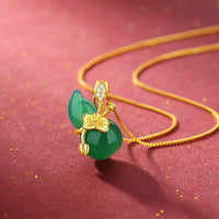Halskettenanhänger „Cyan Jade Gourd Lotus Leaf Abundance“ von KarmaRipple