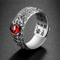 FengShui PiXiu-Reichtumsring aus rotem Granat von KarmaRipple