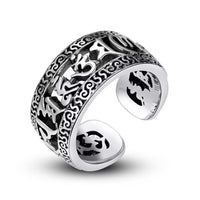 KarmaRipples Vintage-Reinheitsring aus Tibet mit Om Mani Padme Hum und geschnitztem Hohldesign