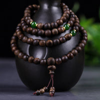 KarmaRipple's 108 Mala Beadwork Indonesien Tarakan Seltenes Agarwood Cyan Jade Armband zur Abwehr böser Geister