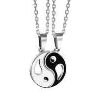 KarmaRipple's 2-teiliges Yin-Yang-Halskettenpaar mit Anhänger