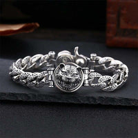 Armband mit eingraviertem Glücksenergie-Blumendesign von KarmaRipple aus der Tiger-Tang-Dynastie