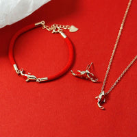 KarmaRipple Bronze Koi Fisch Reichtum Anhänger Halskette Rotes Seil Armband Ohrringe Set