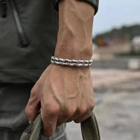 KarmaRipples Vintage-Armreif mit doppellagigem Bambusmuster und Glückssymbol