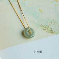 KarmaRipples authentische Halskette mit rundem Jade-Anhänger „Peace Buckle Fortune Abundance“