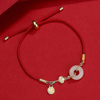 KarmaRipples 18 Karat vergoldetes Hetian-Jade-Armband mit Peace-Schnalle und Fu-Charakter, Fortune-Armband aus rotem Seil
