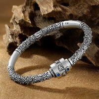 KarmaRipples tibetisches Kreativitätsarmband aus 990er Sterlingsilber mit Om Mani Padme Hum-Gravur