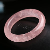 KarmaRipples authentischer Rosenquarz-Armreif „Love Caring“